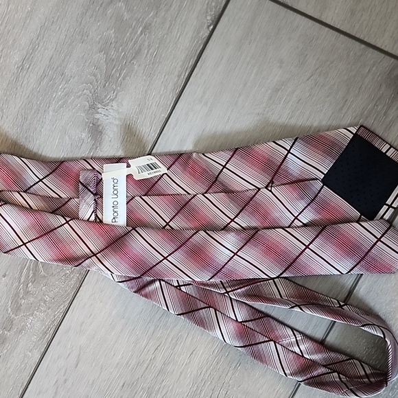 NWT Pronto Uomo Red Tie - Picture 2 of 2